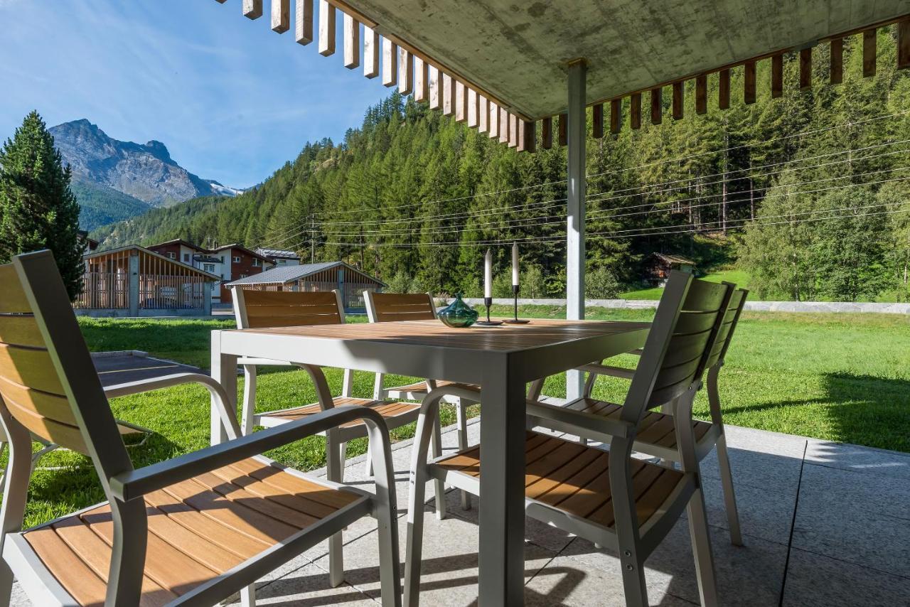 Montela Hotel & Resort - Suiten Saas-Grund Exterior foto